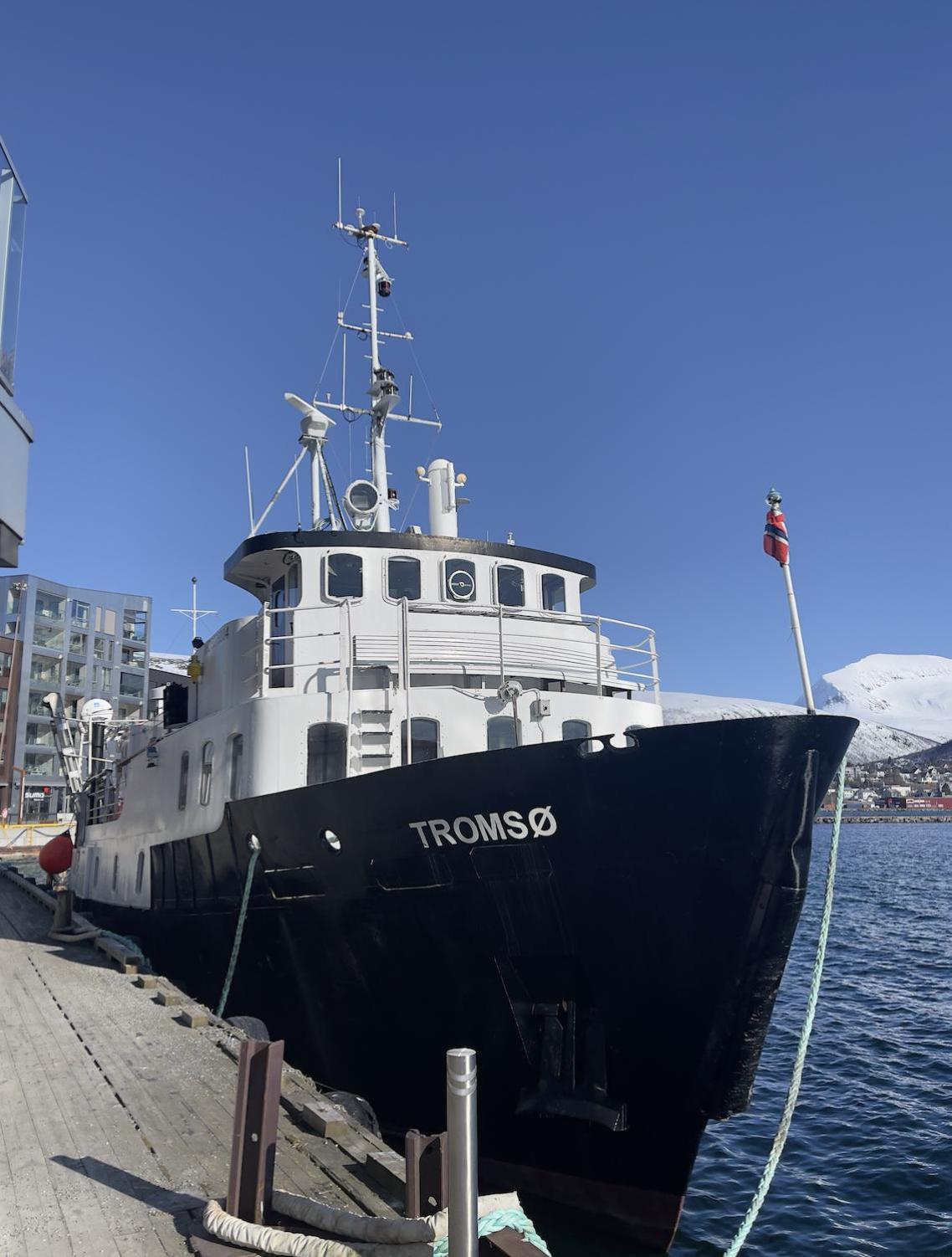 Norwegian Fjord Explorer Line Тромсё Экстерьер фото