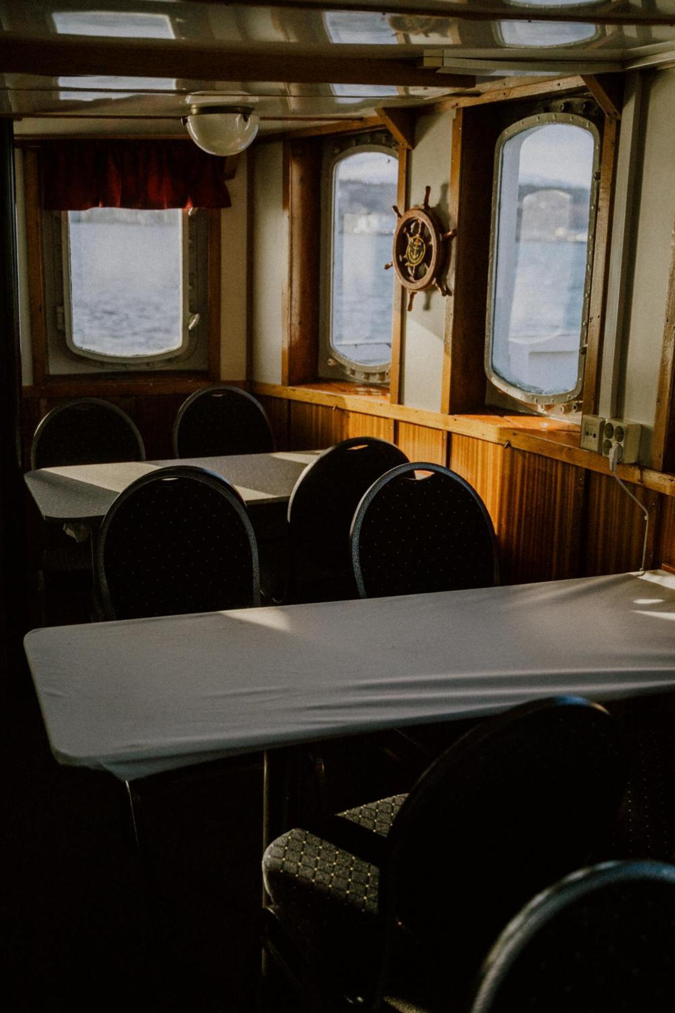 Norwegian Fjord Explorer Line Тромсё Экстерьер фото