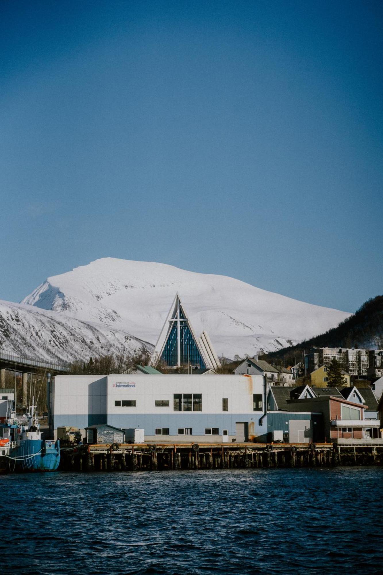Norwegian Fjord Explorer Line Тромсё Экстерьер фото